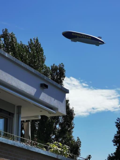 Wohnen Direkt Am Uferpark Mit Grossem Balkon Und Seeblick FDH Exteriör bild